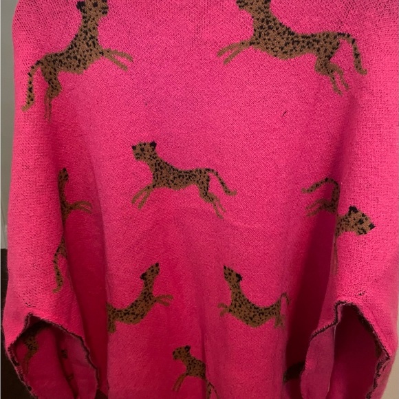 Hot pink leopard sweater by Easel. - Picture 2 of 2